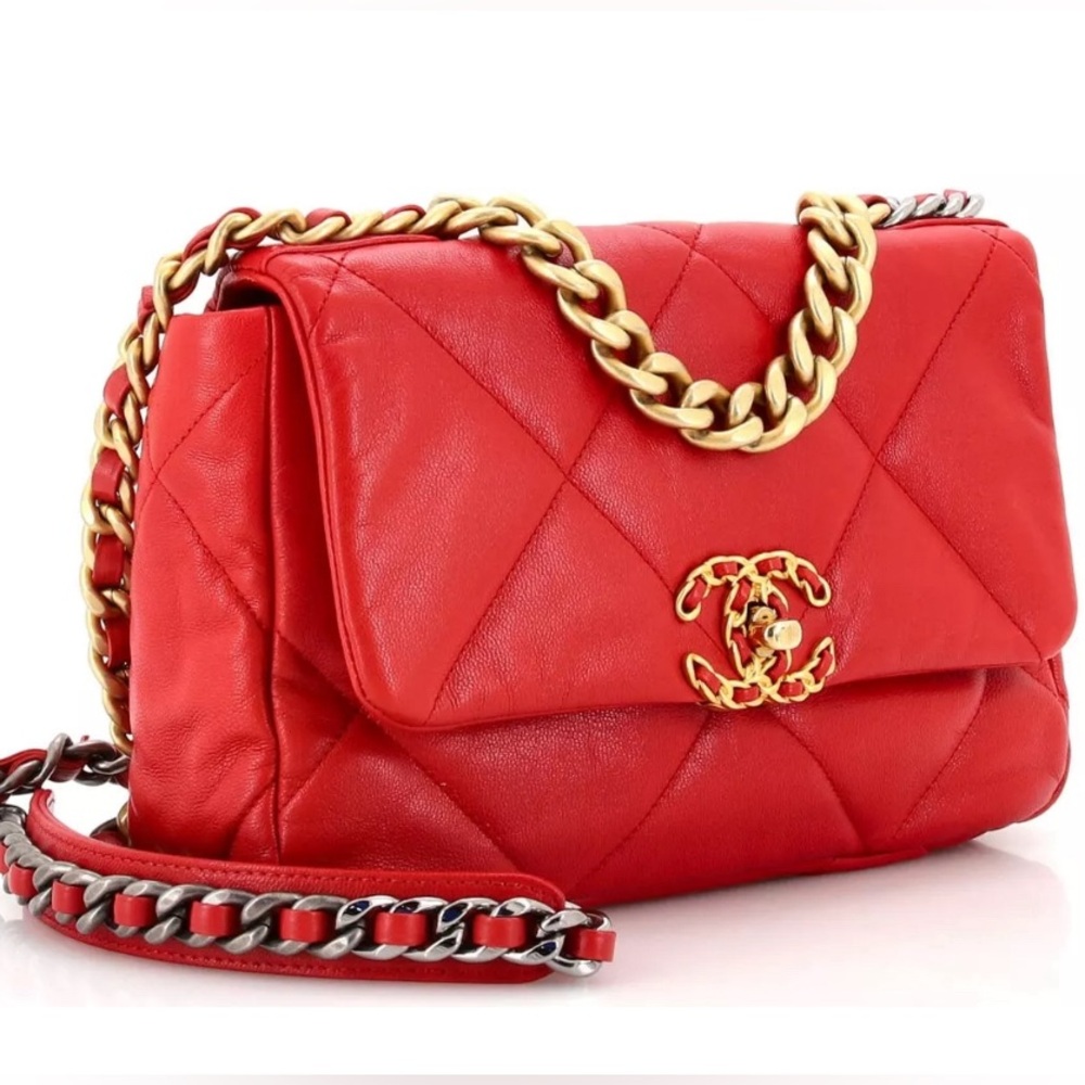 Chanel 19 Flap Bag Quilted Leather Medium